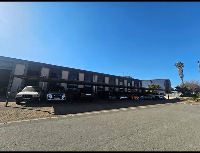 625M² WAREHOUSE TO LET IN ISANDO